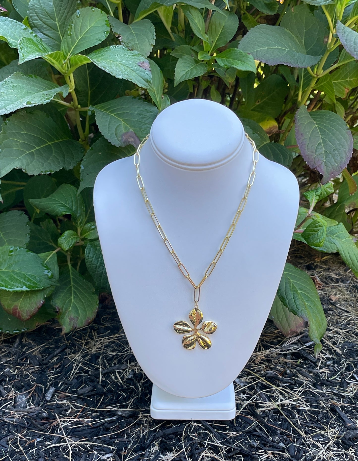 Violet Necklace