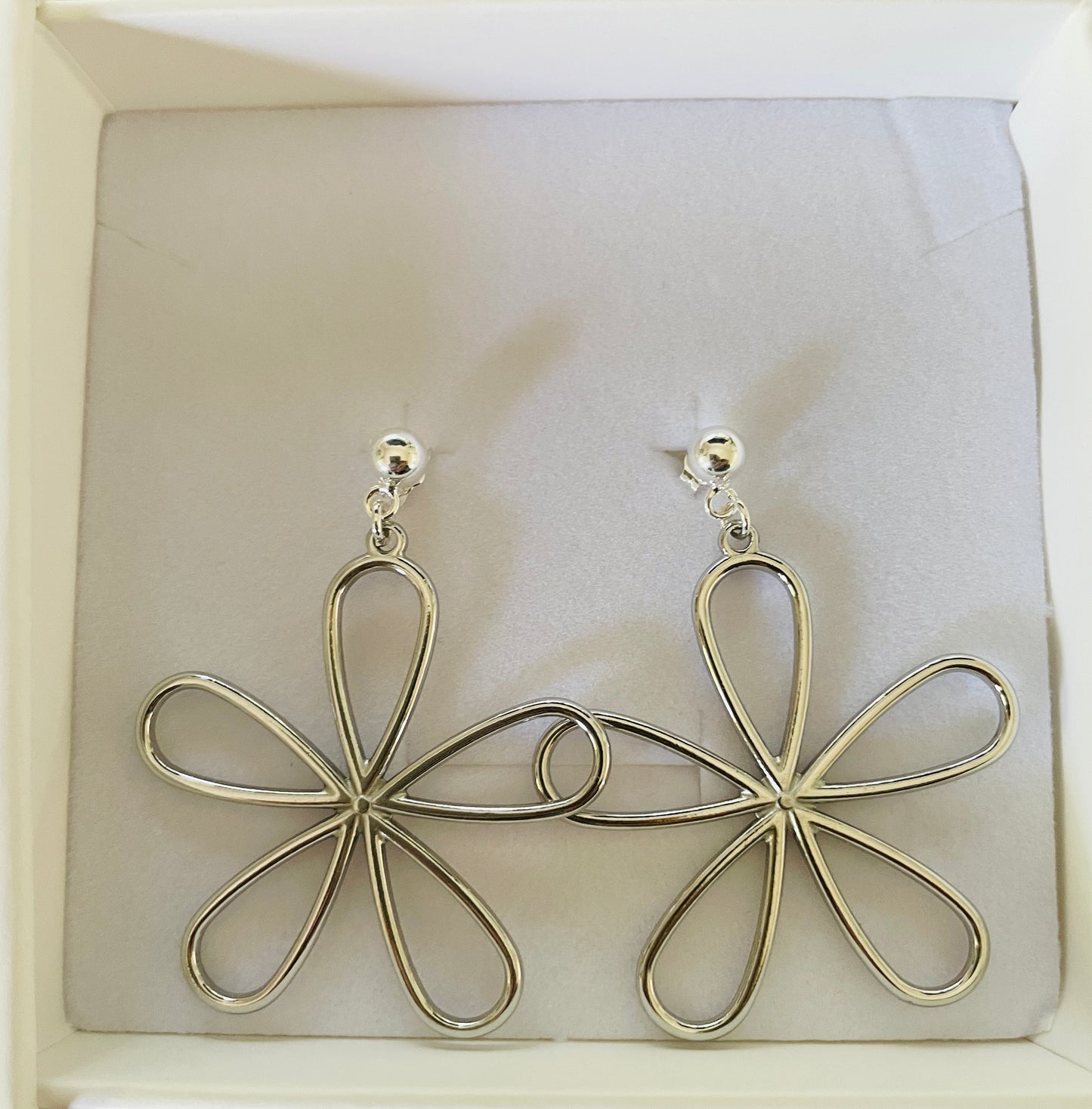 Flora Earrings
