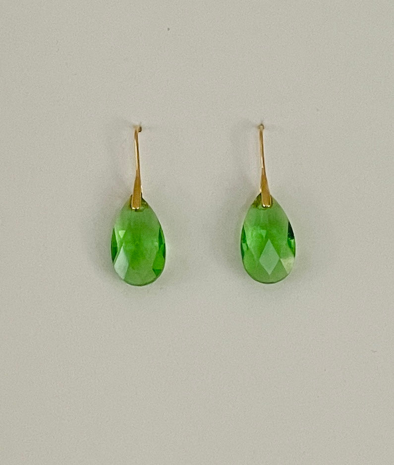 Charley earrings - green glass teardrops