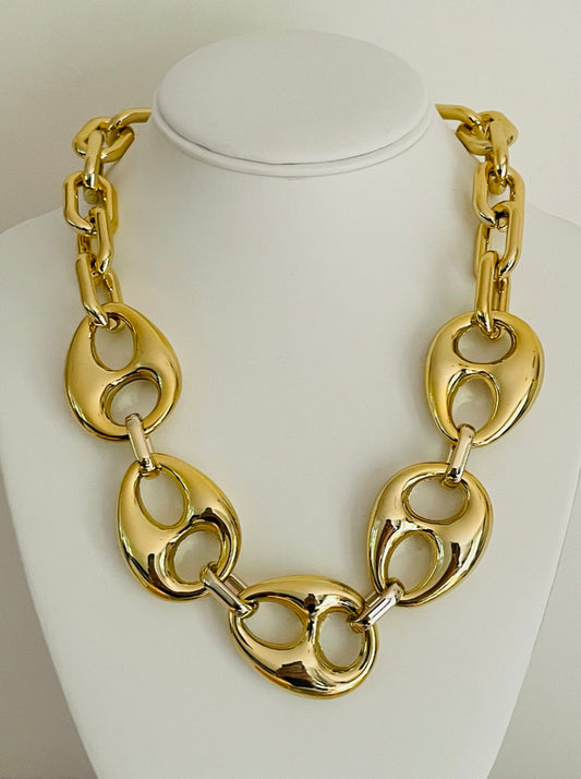 Agatha Necklace